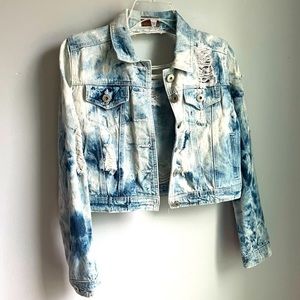 Pol Women's Size Medium Acid Wash Destroyed Distressed Cropped Denim Jacket